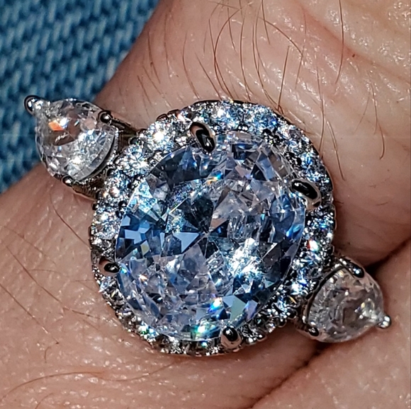 Nwot Moissanite Halo 925 Sterling Silver Ring sz 6 - Picture 13 of 15